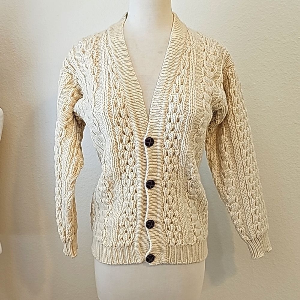 - John Molloy Hand-knit‎ Ireland Cardigan Sweater small